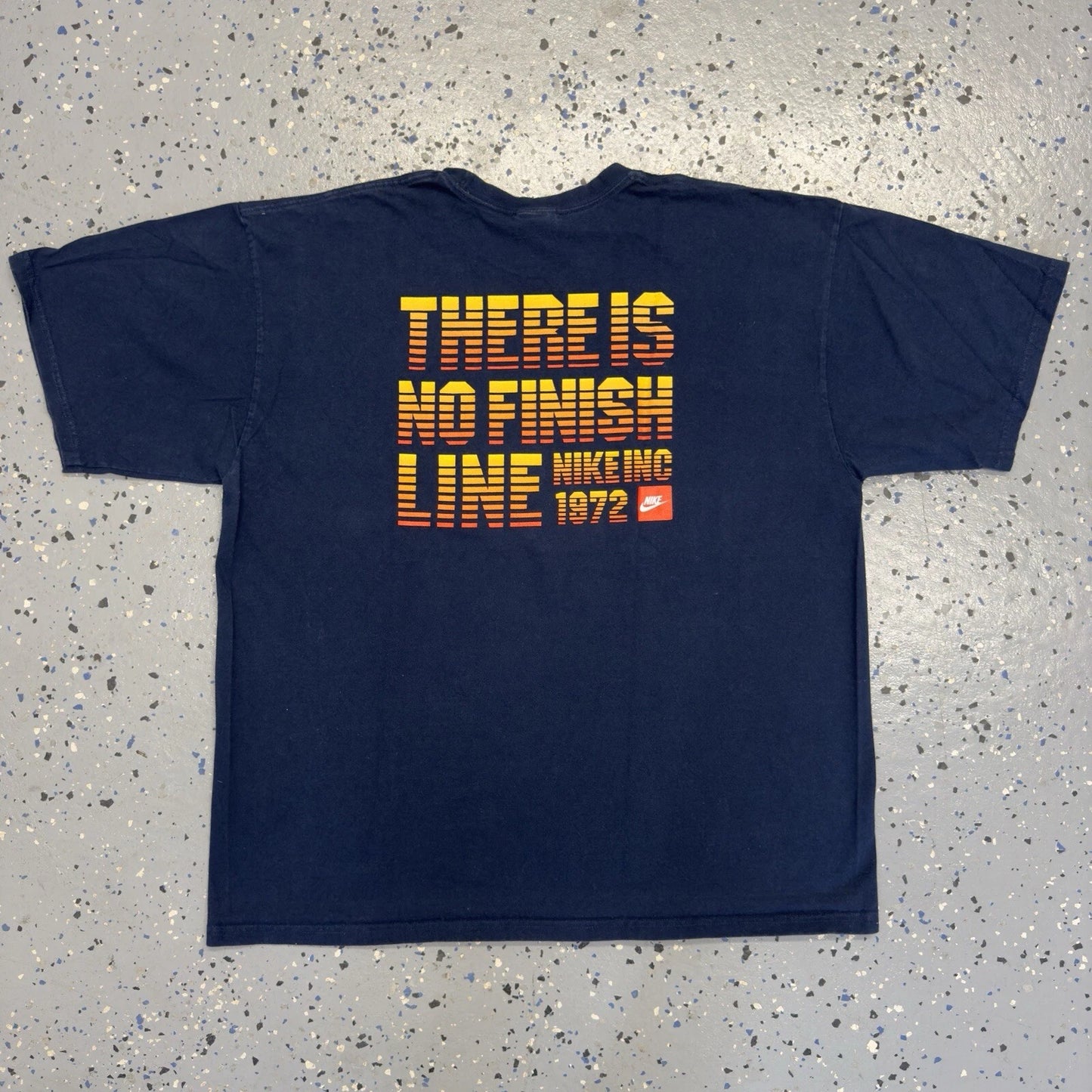 Vintage Y2K Nike Silver Tag There Is No Finish Line Graphic Shirt XXL
