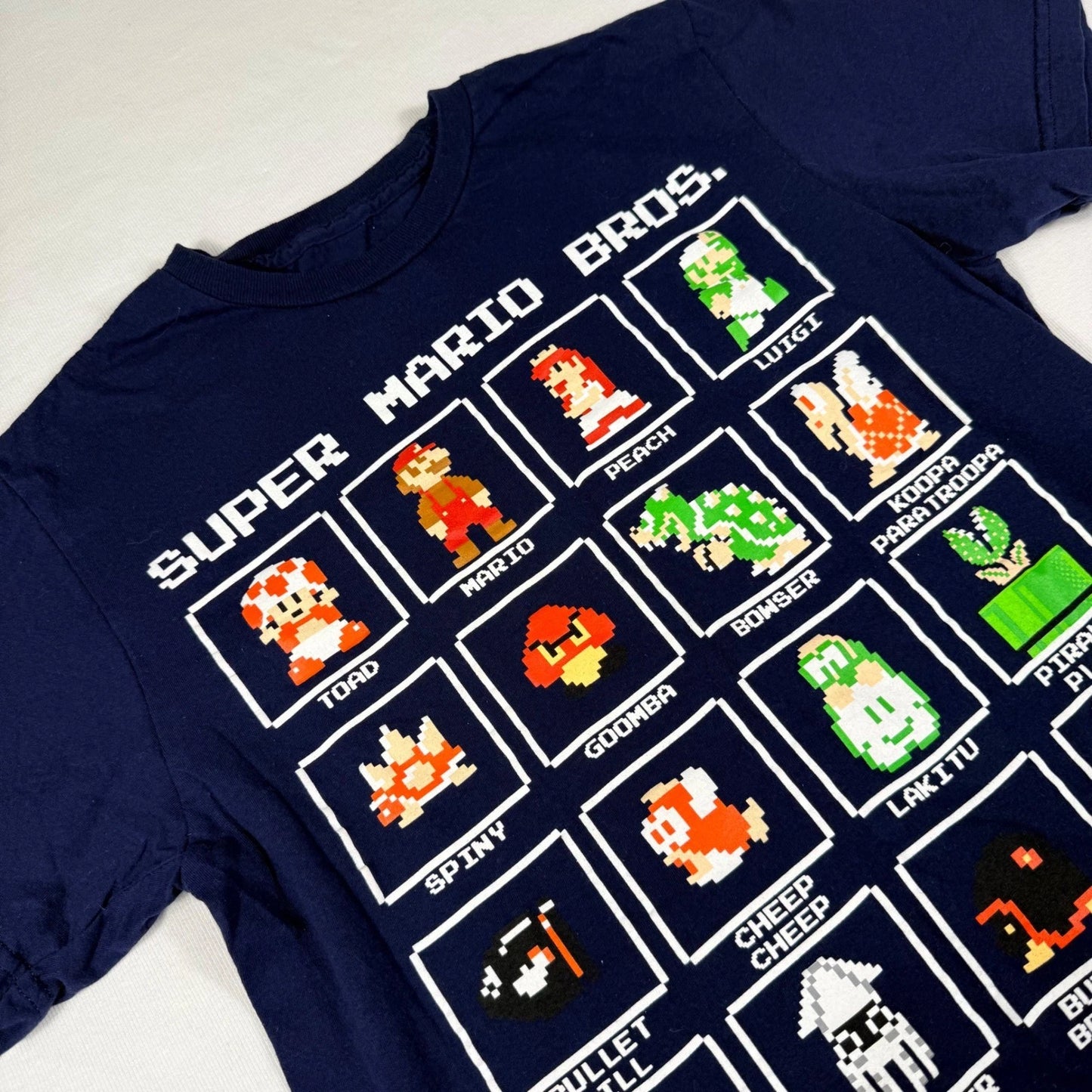Nintendo Super Mario Bros T-Shirt Small Navy Blue Pixel Art 8-Bit Characters