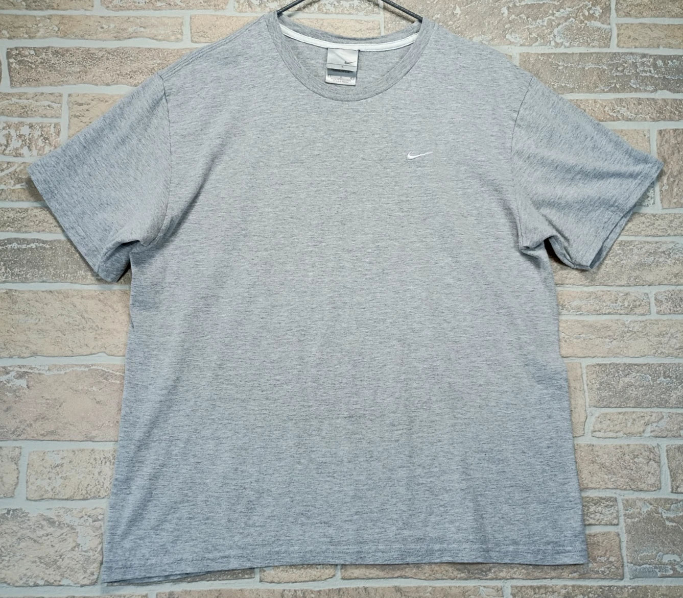 Vintage Y2K NIKE Shirt Large Gray Short Sleeve Embroidered SWOOSH Gray Tag 2000s