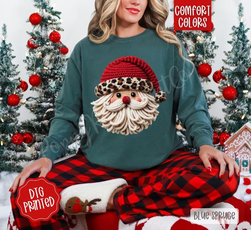Faux Crochet Leopard Santa Comfort Colors Long Sleeve T-Shirt, Cute Women's Christmas Tee