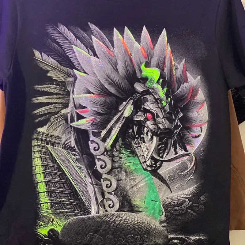 Serpiente emplumada  Man T-shirt