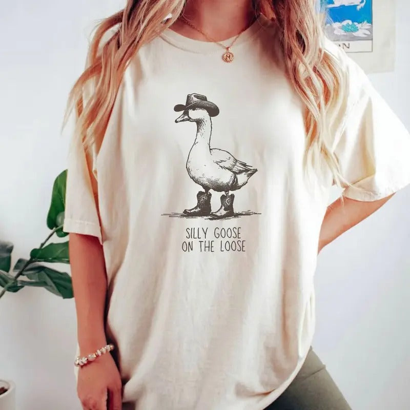 Silly Goose On The Loose T-shirt Streetwear Breathable and Casual Comfort Comfortable Fabric Fit Fabric Fit