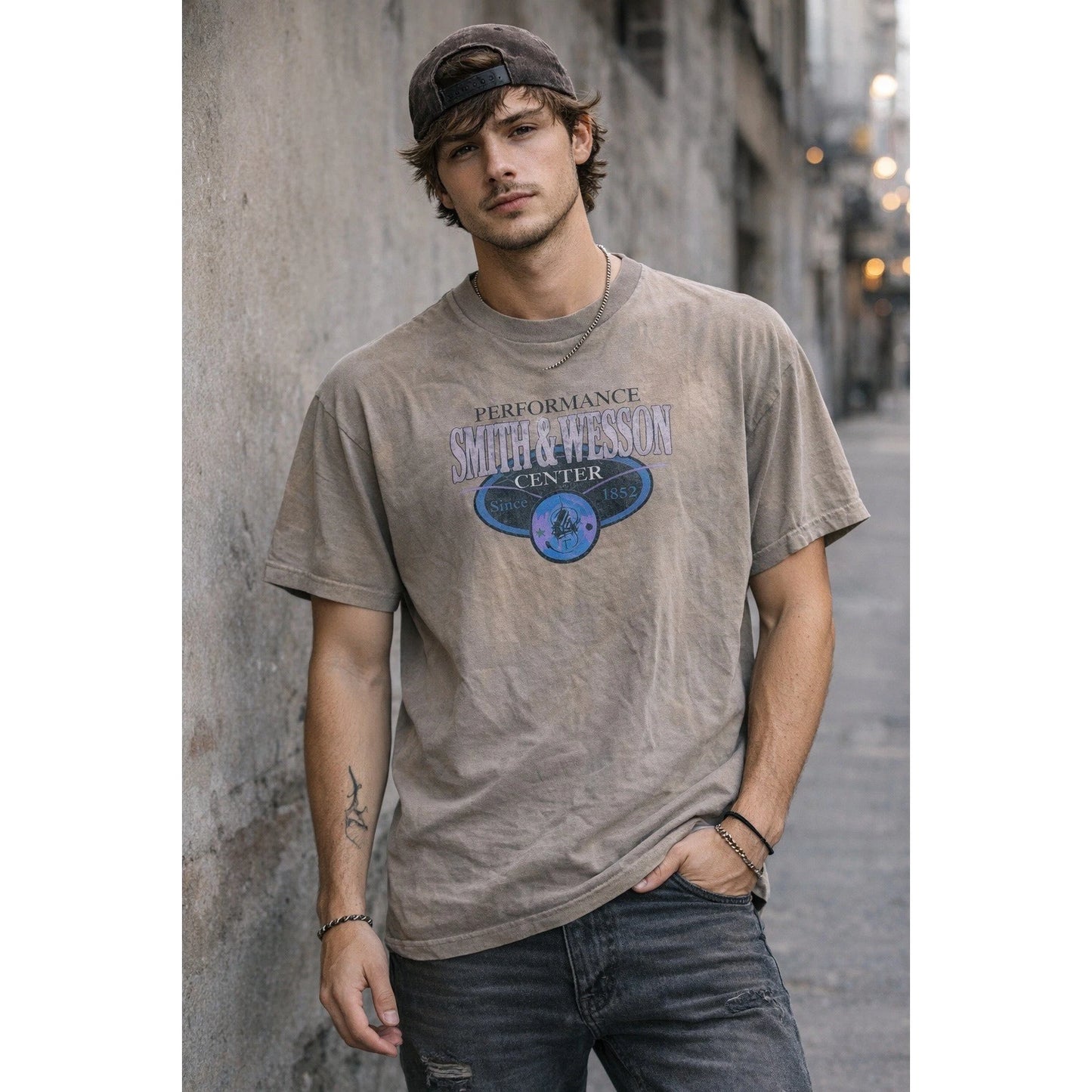 Vintage Smith Wesson T Shirt Men XL Single Stitch Fade Distressed Worn Y2K USA