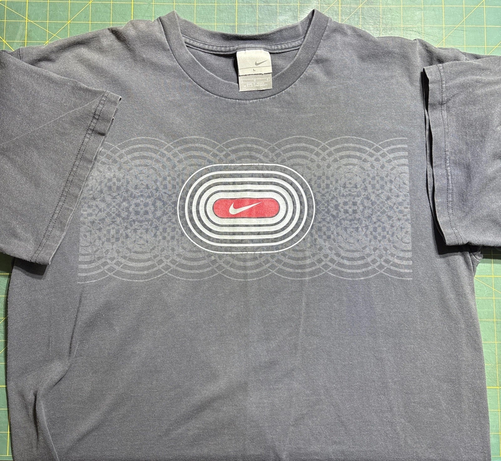 VTG Nike 2000 Y2K T Shirt Grey Red Center Swoosh L Silver Tag Echo Circles Faded