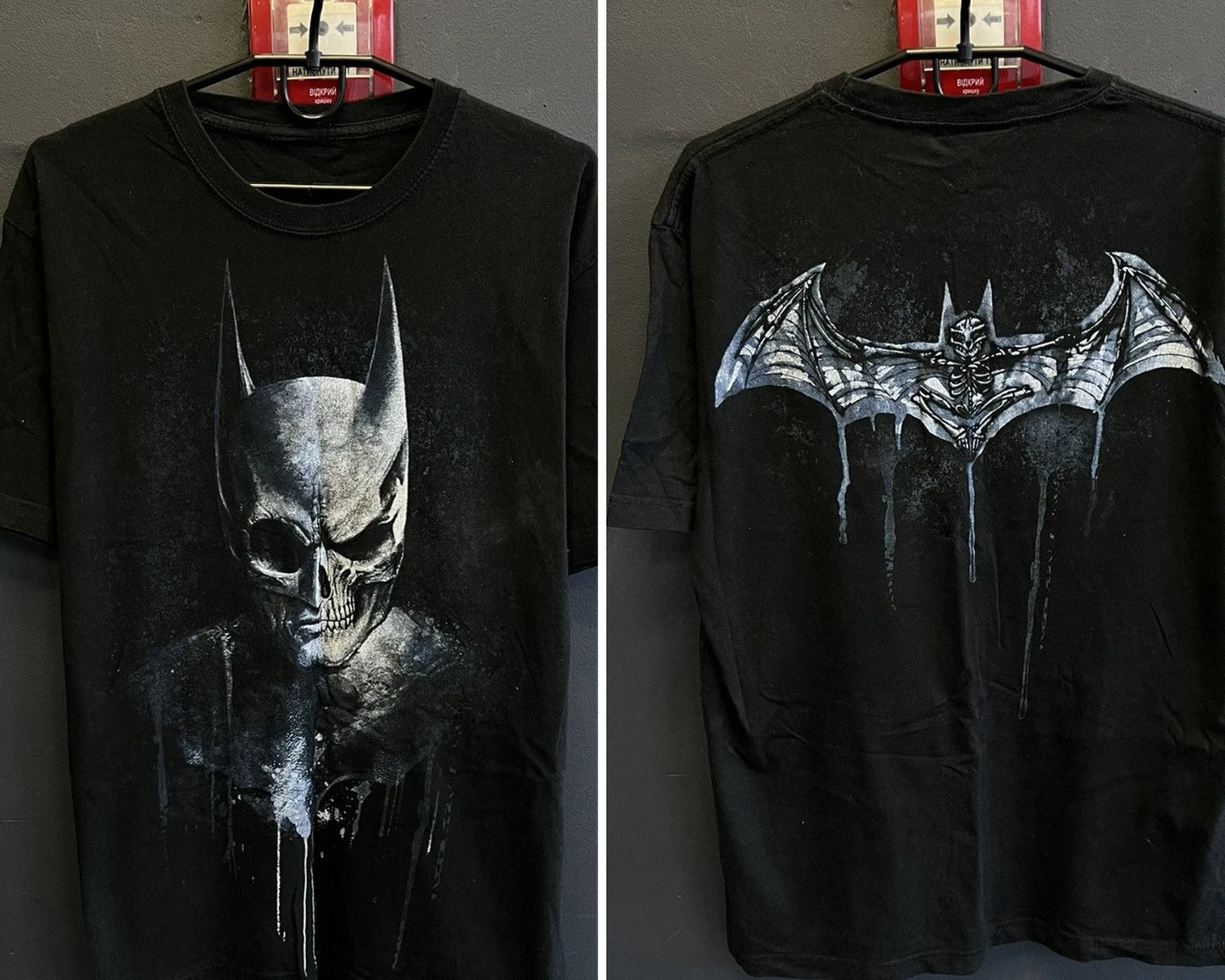 Vintage Y2K Batman Skeleton Horror Skull Dc Comics Tee 23